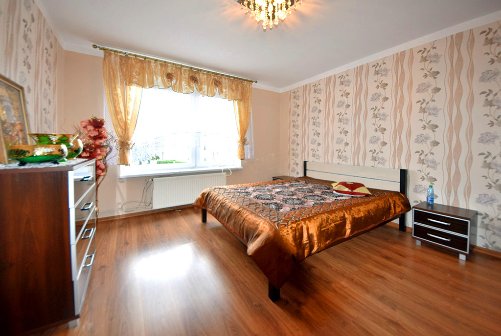 elegancka sypialnia w ekskluzywnej willi na sprzedaż Inowrocław