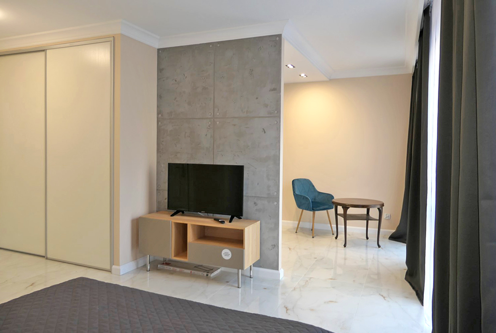 nowoczesny design salonu w ekskluzywnym apartamencie do wynajmu Gdańsk