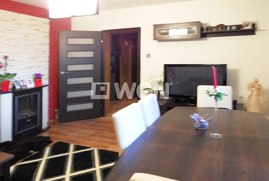 zdjęcie salonu w ekskluzywnym apartamencie do sprzedaży w Częstochowie