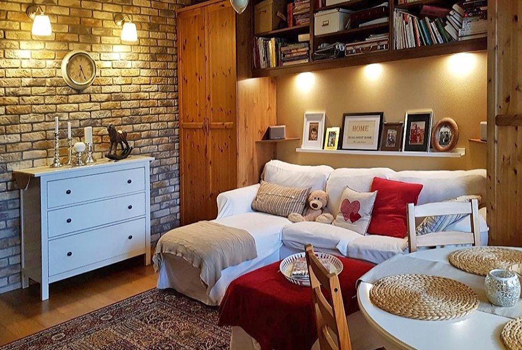 komfortowy salon w ekskluzywnym apartamencie do sprzedaży w Krakowie