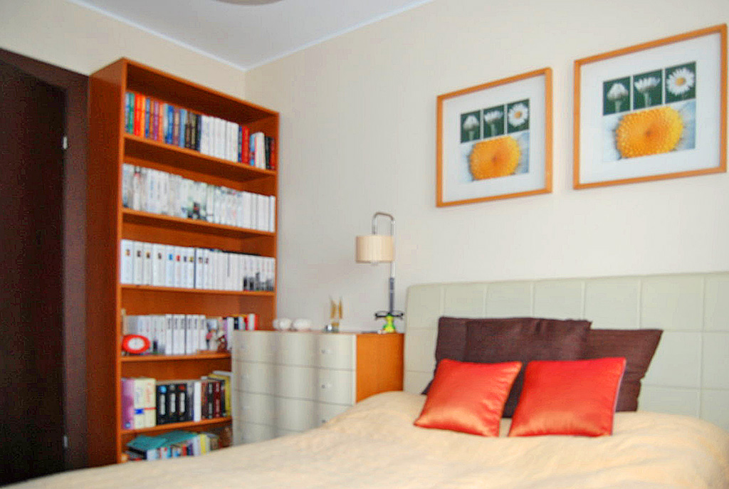 widok na sypialnię w luksusowym apartamencie do sprzedaży w Gdyni