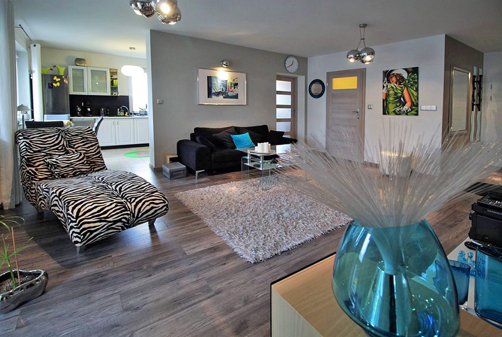 wnętrze nowoczesnego apartamentu do sprzedaży w Krakowie