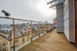 na zdjęciu taras przy luksusowym apartamencie w Białymstoku na sprzedaż