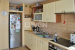 umeblowana i urządzona kuchnia w luksusowym apartamencie w Katowicach na sprzedaż