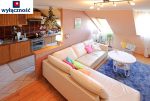 widok z góry na luksusowy salon w ekskluzywnym apartamencie do sprzedaży w Szczecinie