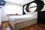 elegancka sypialnia w luksusowym apartamencie w okolicach Katowic na sprzedaż