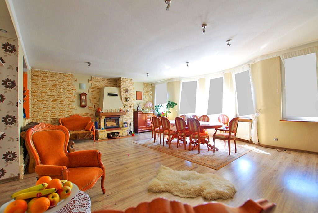 przestronne wnętrze ekskluzywnego apartamentu do sprzedaży w okolicach Legnicy