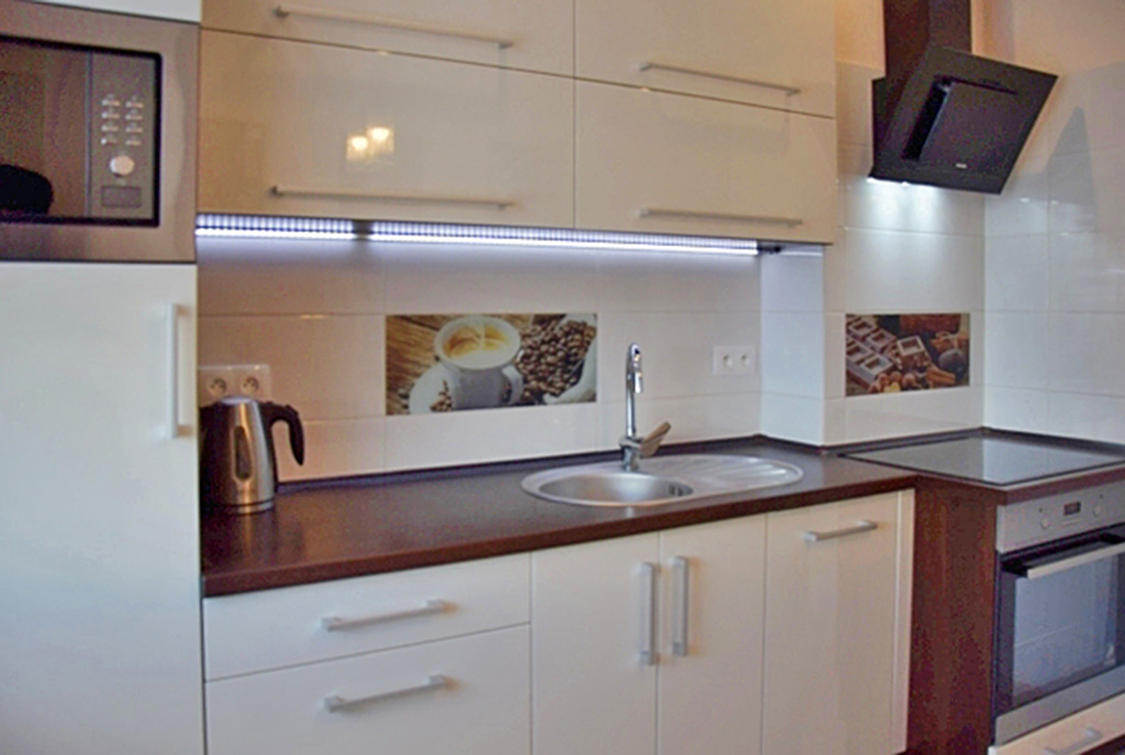 fragment nowoczesnej kuchni w luksusowym apartamencie w Słupsku na wynajem