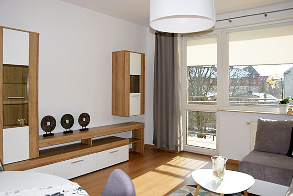 fragment ekskluzywnego salonu w luksusowym apartamencie do wynajęcia w Słupsku