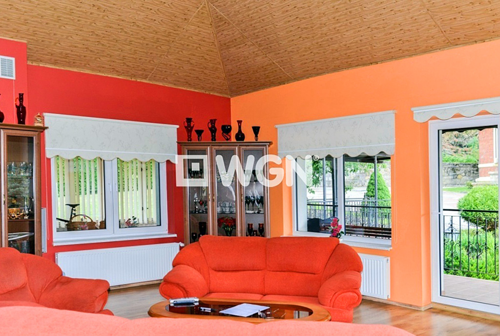 rzut na ekskluzywny salon w luksusowej willi do sprzedaży w okolicach Kłodzka