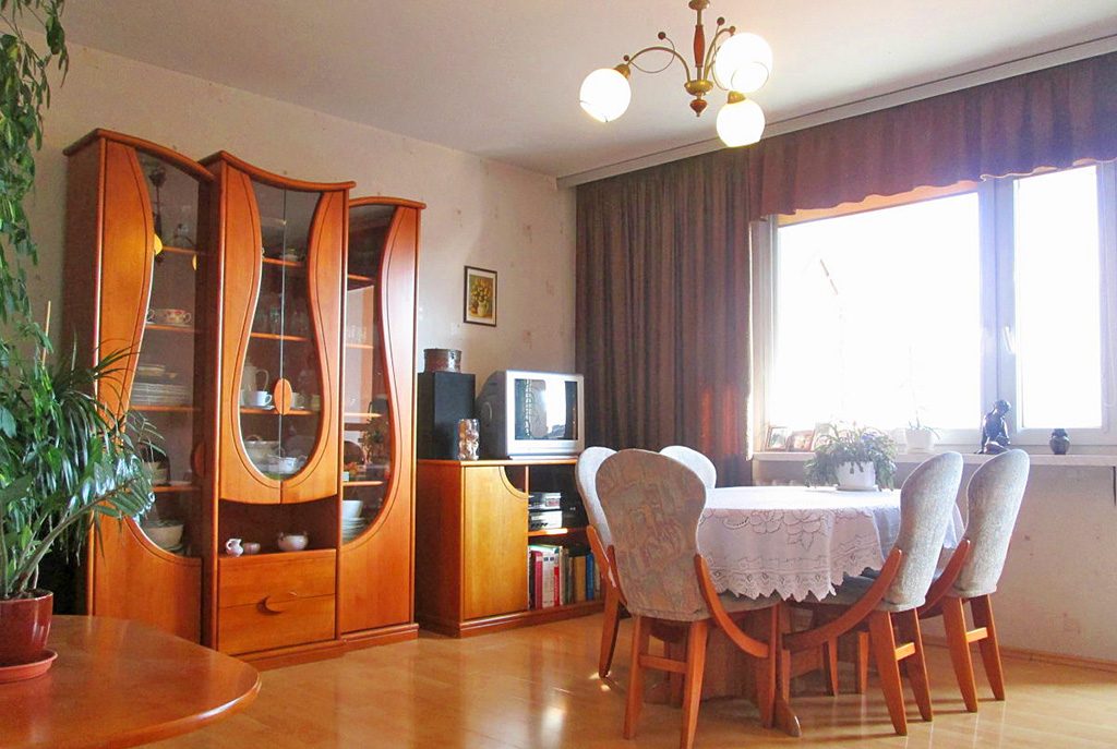 stylowy salon w ekskluzywnym apartamencie do sprzedaży w Kaliszu