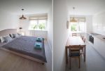 po lewej sypialnia, po prawej kuchnia w luksusowym apartamencie w Szczecinie na sprzedaż