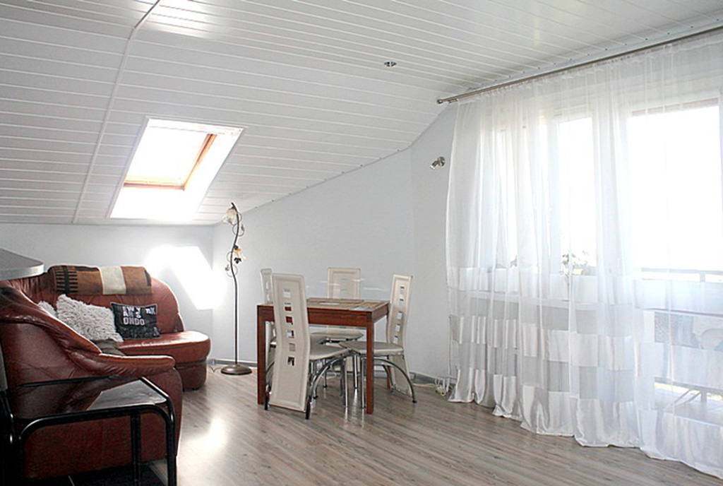 widok na luksusowy salon w ekskluzywnym apartamencie do sprzedaży w Tczewie