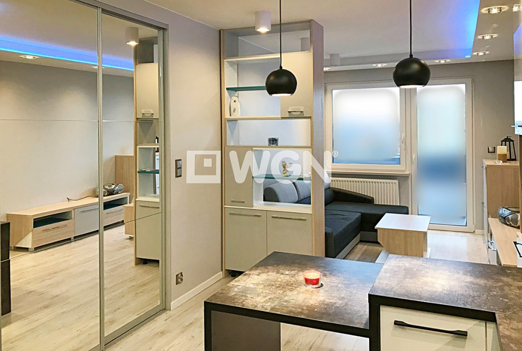 fragment komfortowo umeblowanego i urządzonego wnętrza w luksusowym apartamencie w Szczecinie na wynajem