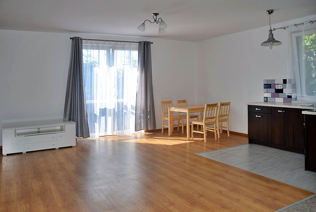 widok na jedne z pokoi w luksusowym apartamencie do wynajmu w Bolesławcu