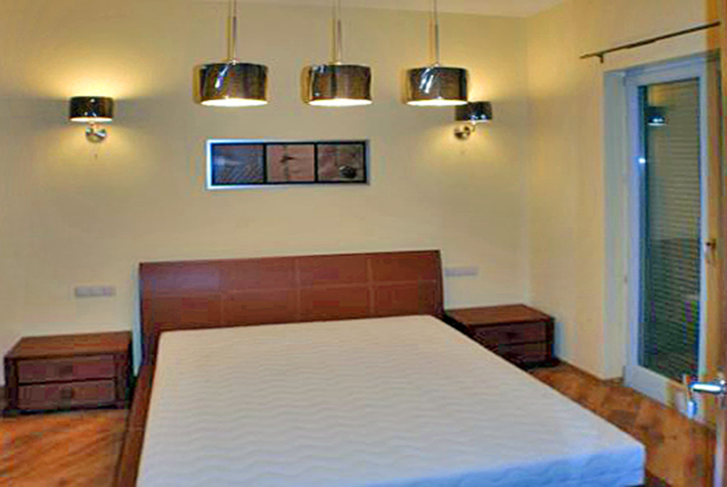 prywatna, zaciszna sypialnia w luksusowym apartamencie w Katowicach na wynajem