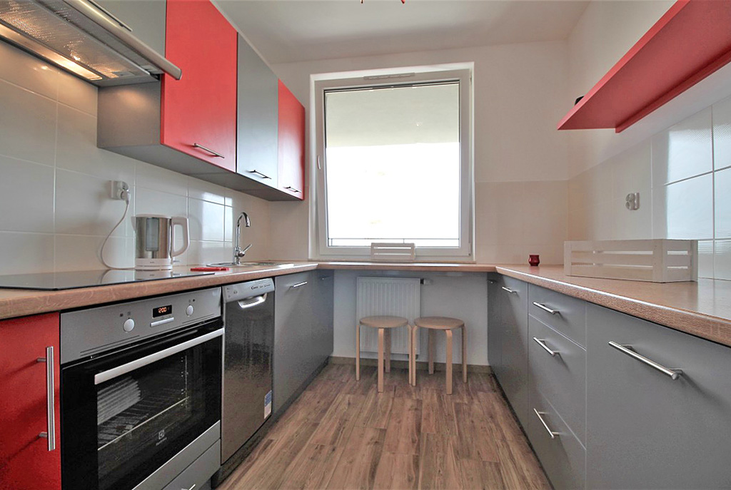 umeblowana i urządzona kuchnia w luksusowym apartamencie w Krakowie na wynajem