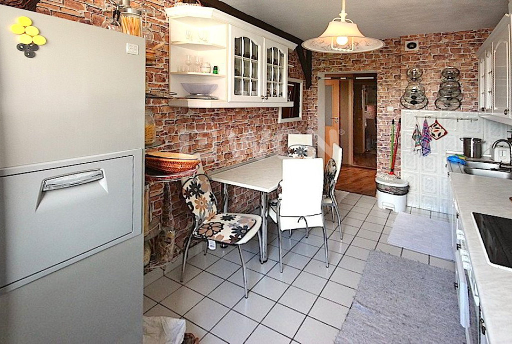 praktyczna i komfortowa kuchnia w luksusowym apartamencie w Szczecinie na wynajem