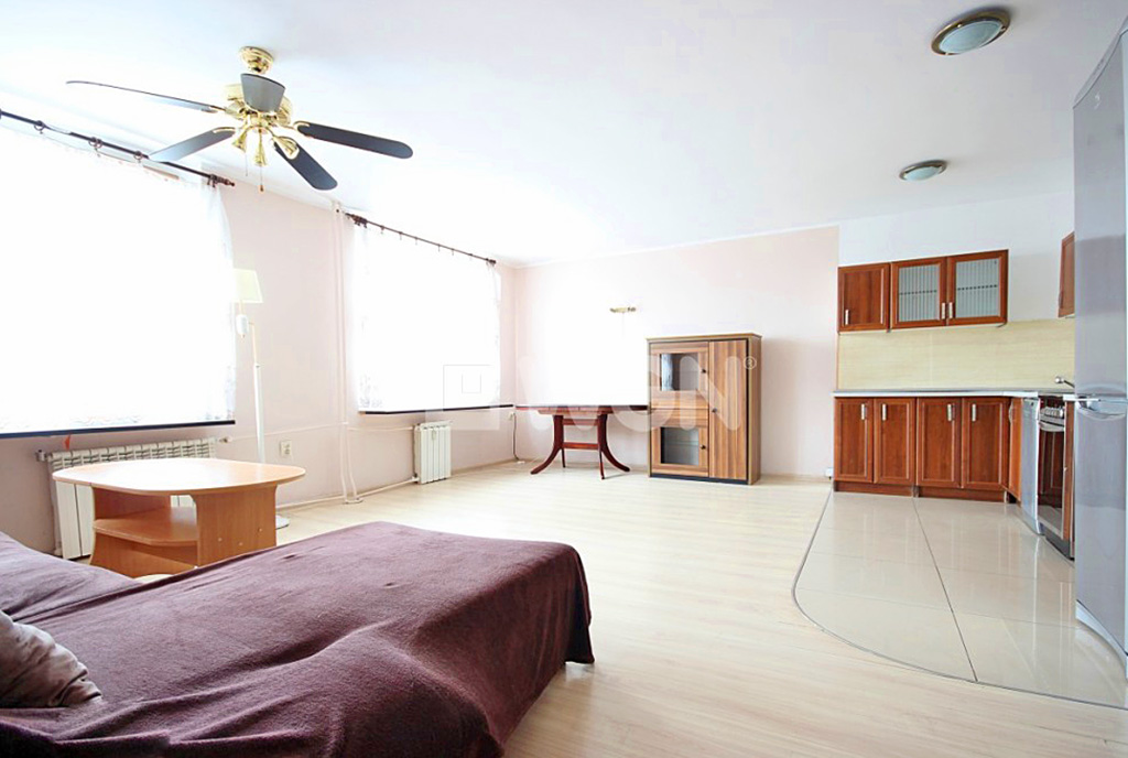 przestronne wnętrze luksusowego apartamentu do wynajmu w Szczecinie