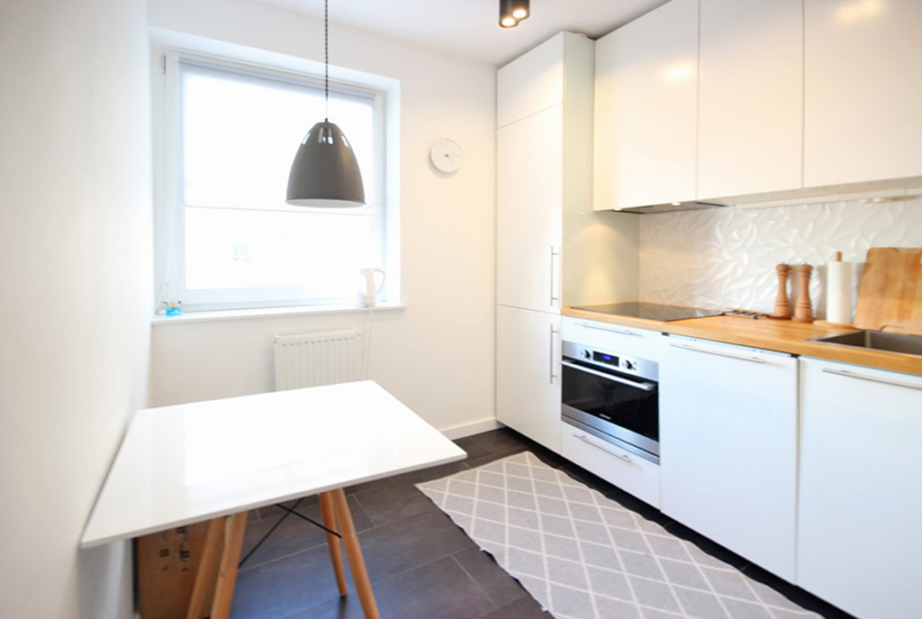 wyposażona i umeblowana kuchnia w luksusowym apartamencie w Szczecinie na sprzedaż