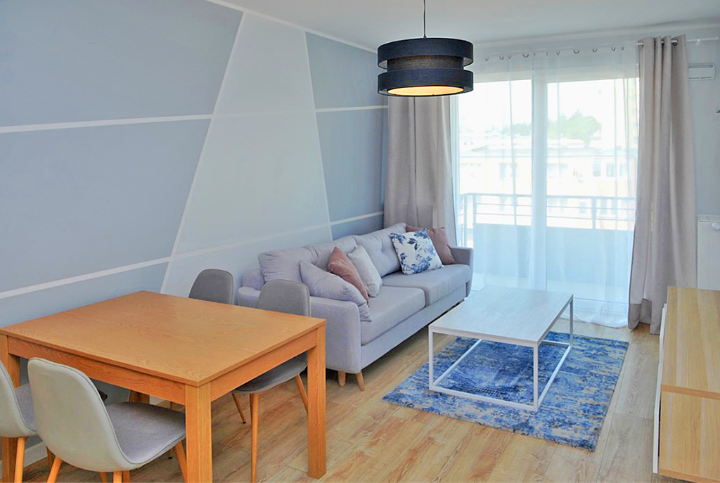 widok na salon w luksusowym apartamencie do wynajmu w Szczecinie