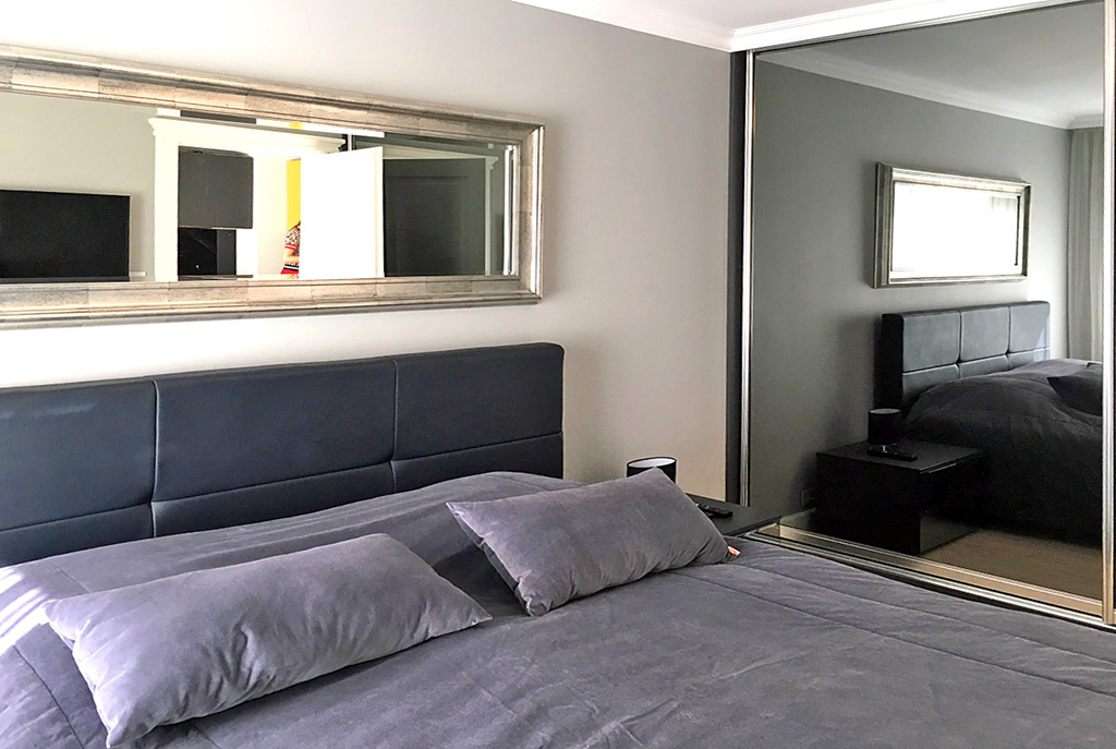 wytworna, zaciszna sypialnia w luksusowym apartamencie w Szczecinie na wynajem