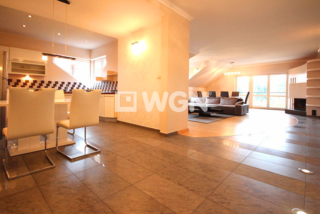 widok na przestronne wnętrze ekskluzywnego apartamentu do wynajmu w Szczecinie