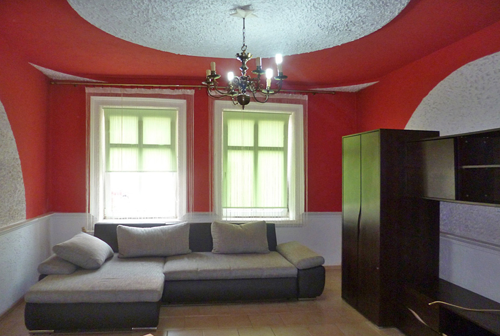 fragment ekskluzywnego salonu w luksusowym apartamencie do wynajęcia w okolicach Kępna
