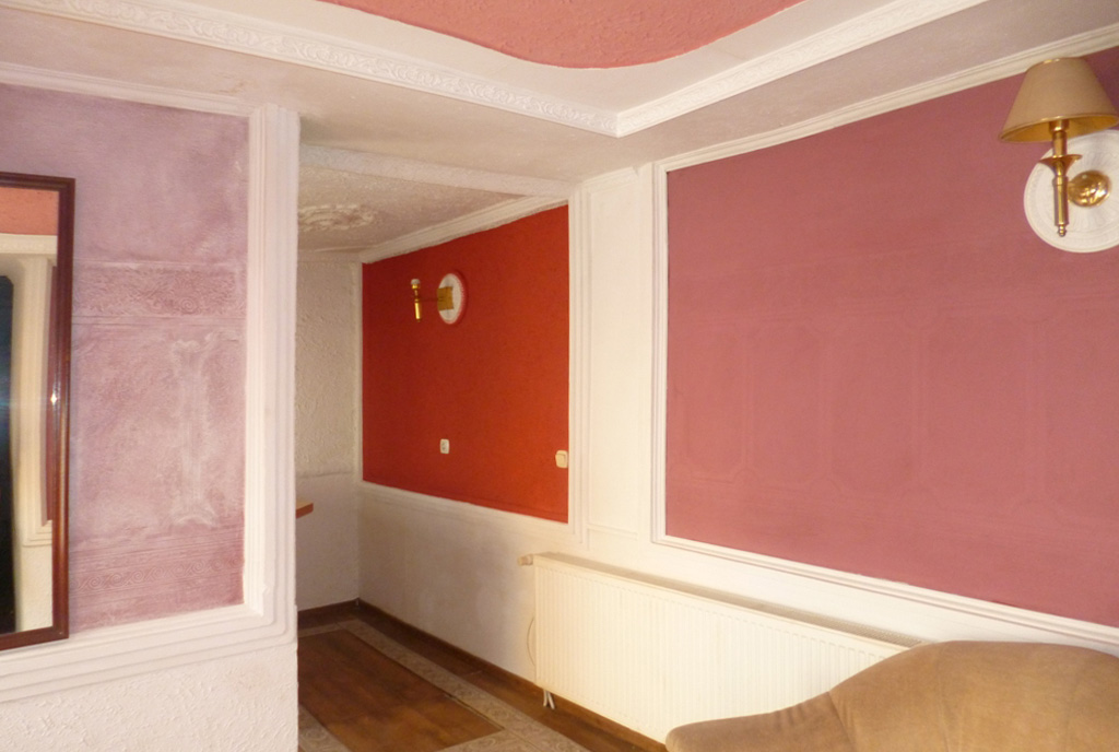 wytworny i elegancki przedpokój w ekskluzywnym apartamencie w okolicach Kępna na wynajem