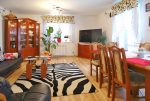 elegancki salon w luksusowej willi do sprzedaży na Mazurach