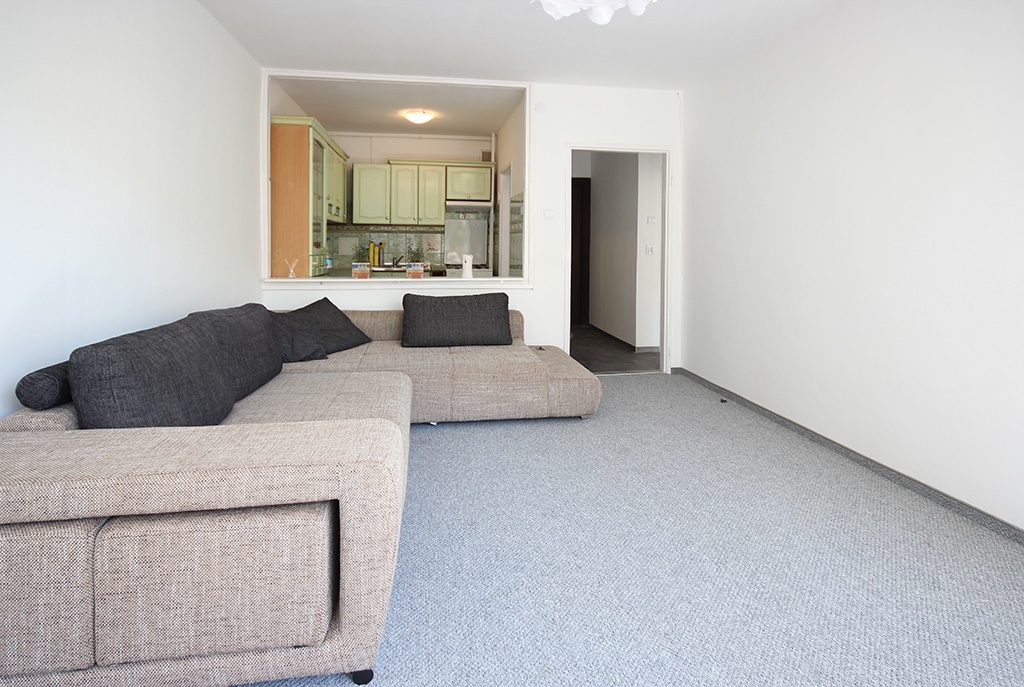 przestronne wnętrze ekskluzywnego apartamentu do sprzedaży w Szczecinie