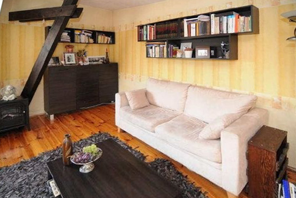 na zdjęciu fragment salonu w luksusowym apartamencie w Szczecinie na sprzedaż