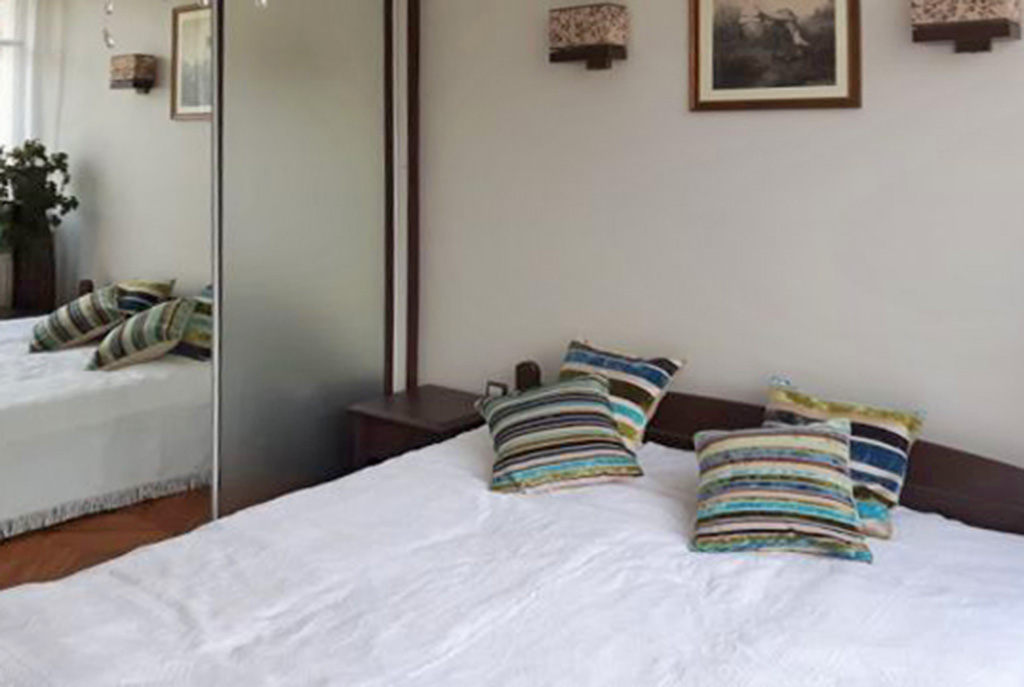 zaciszna, prywatna sypialnia w ekskluzywnym apartamencie w Szczecinie na sprzedaż