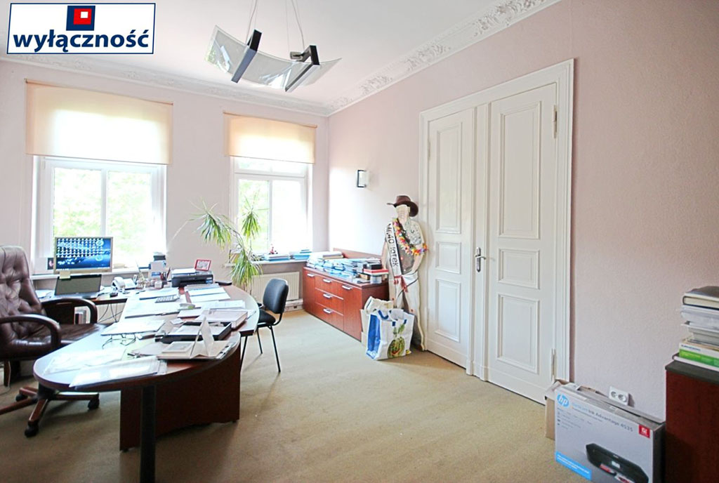 gabinet do pracy w luksusowym apartamencie w Szczecinie na sprzedaż