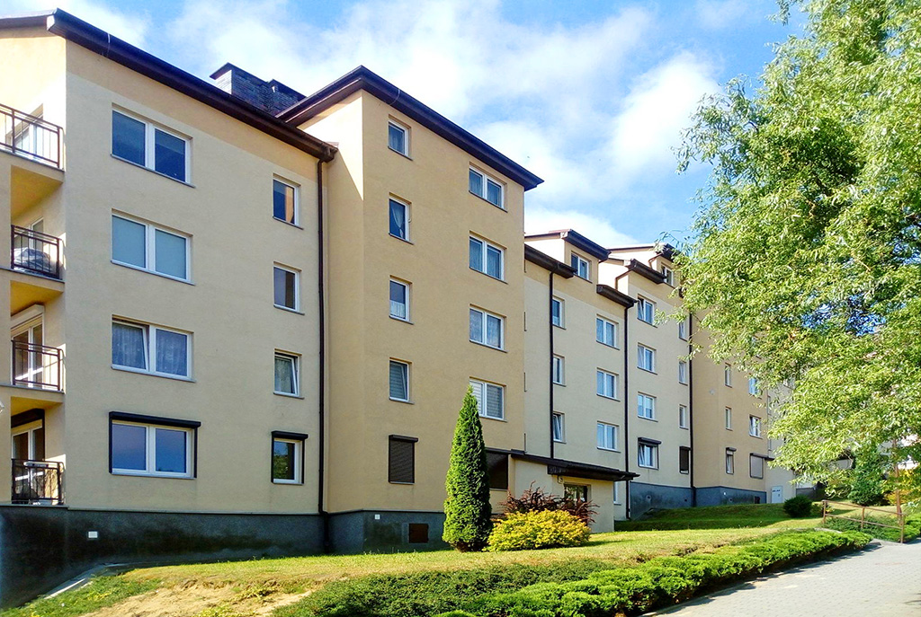 widok na osiedle w Szczecinie, na którym znajduje się oferowany apartament do sprzedaży