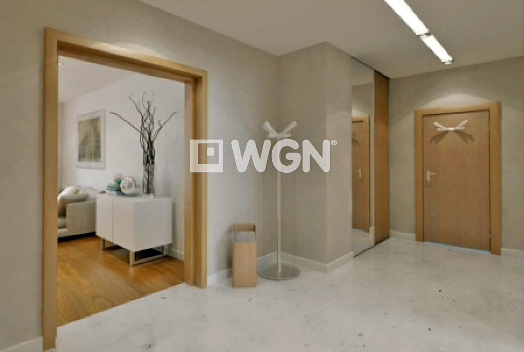 przestronny przedpokój w luksusowym apartamencie w okolicach Legnicy na sprzedaż