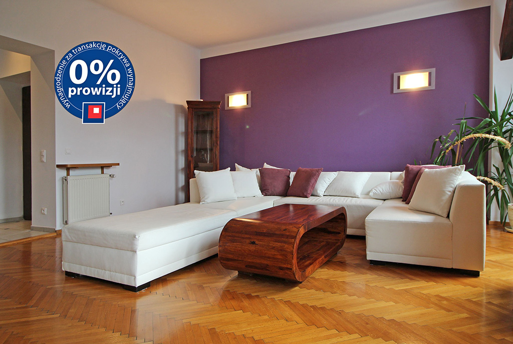 widok na salon w luksusowym apartamencie do wynajmu w Krakowie