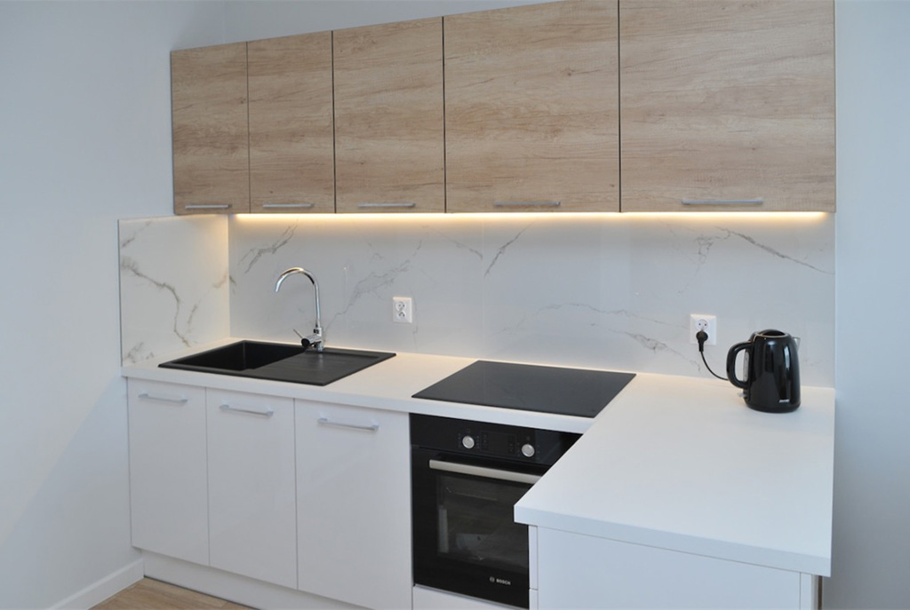 umeblowana i urządzona kuchnia w luksusowym apartamencie w Szczecinie na wynajem