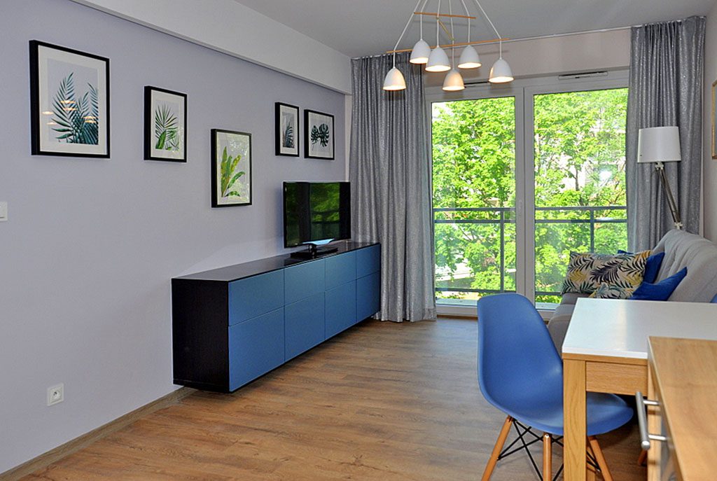 luksusowy salon w ekskluzywnym apartamencie do wynajęcia we Wrocławiu