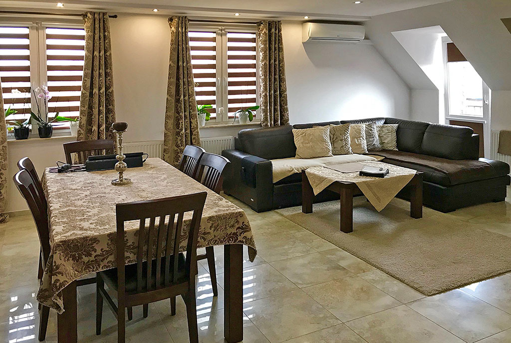 wytworne wnętrze ekskluzywnego apartamentu do sprzedaży w okolicach Legnicy