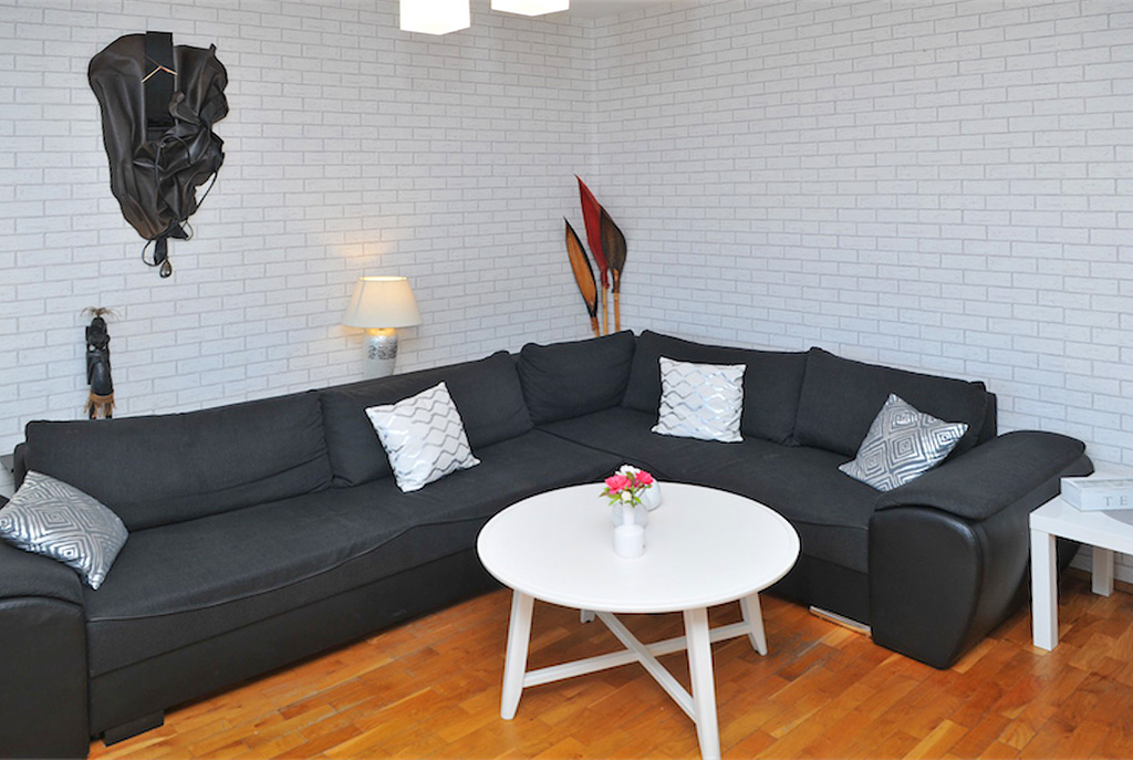 fragment salonu w luksusowym apartamencie do sprzedaży w Szczecinie