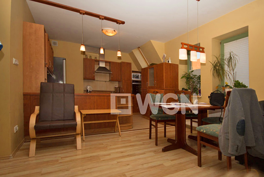 widok na salon w luksusowym apartamencie do wynajmu w Szczecinie