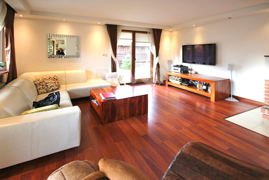fragment komfortowego i prestiżowego salonu w luksusowym apartamencie w Szczecinie na wynajem