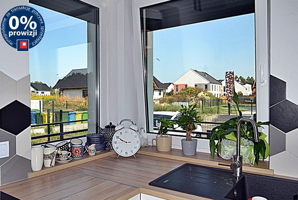 przestronne i słoneczne wnętrze luksusowego apartamentu w Bolesławcu na sprzedaż