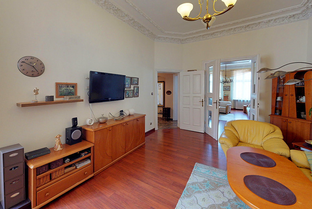 fragment salonu w luksusowym apartamencie do sprzedaży w Szczecinie