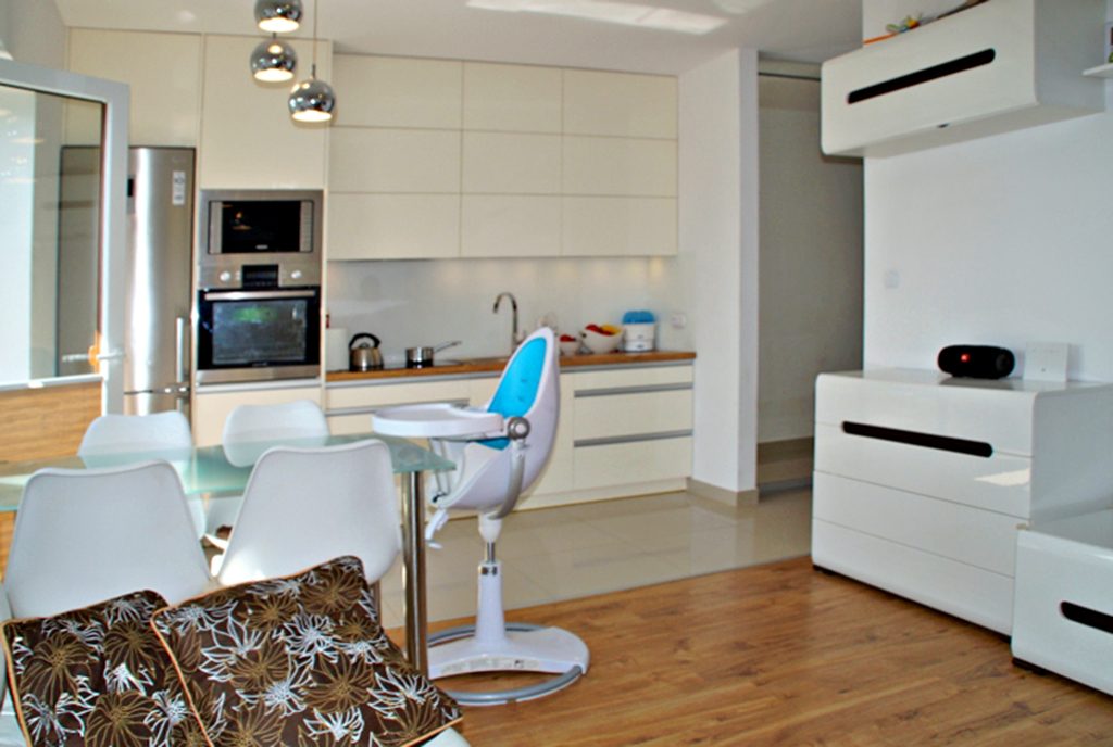 ekskluzywna kuchnia w luksusowym apartamencie do sprzedaży w Słupsku