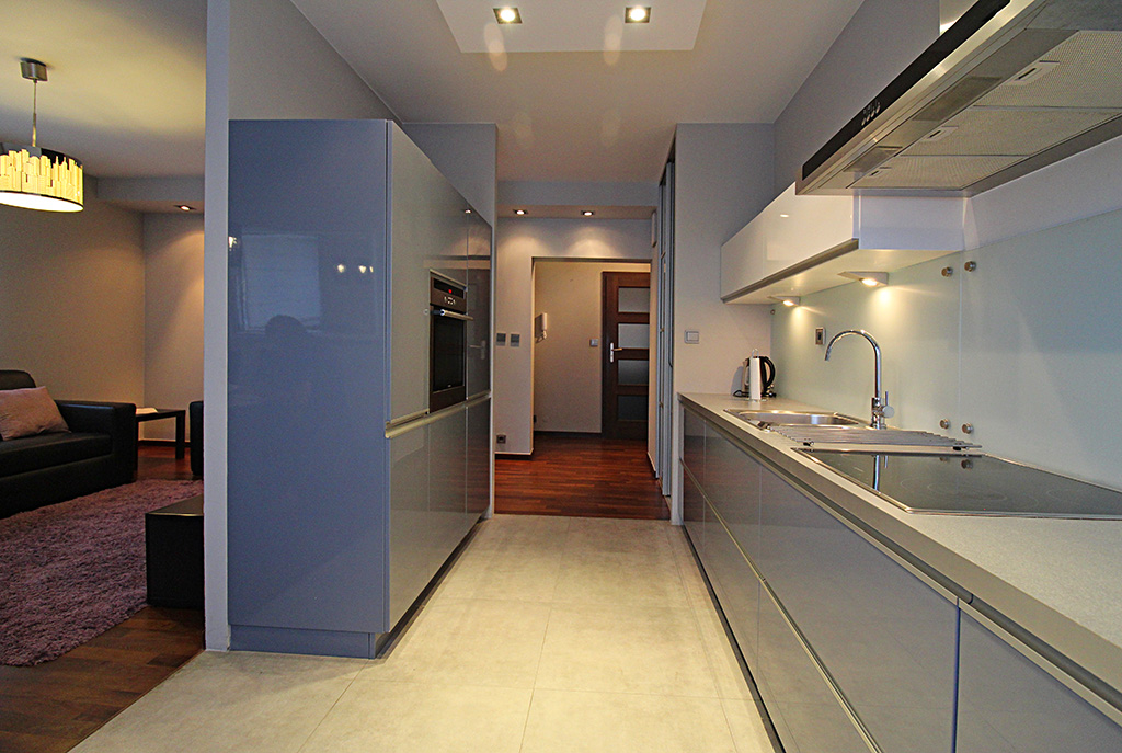 prestiżowa kuchnia w luksusowym apartamencie do wynajmu w Krakowie