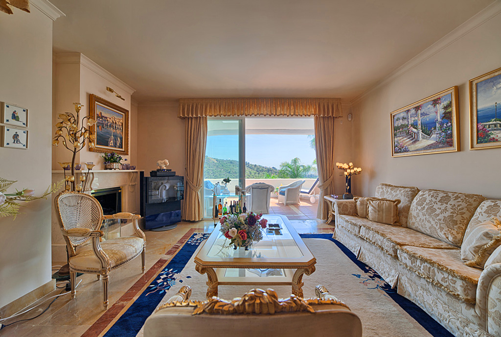 prestiżowe wnętrze ekskluzywnego apartamentu do sprzedaży w Costa del Sol, Marbella (Hiszpania)