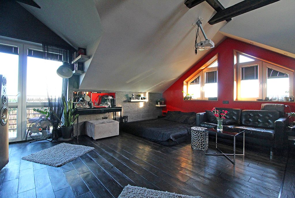 nowoczesny salon w luksusowym apartamencie do sprzedaży w okolicach Krakowa