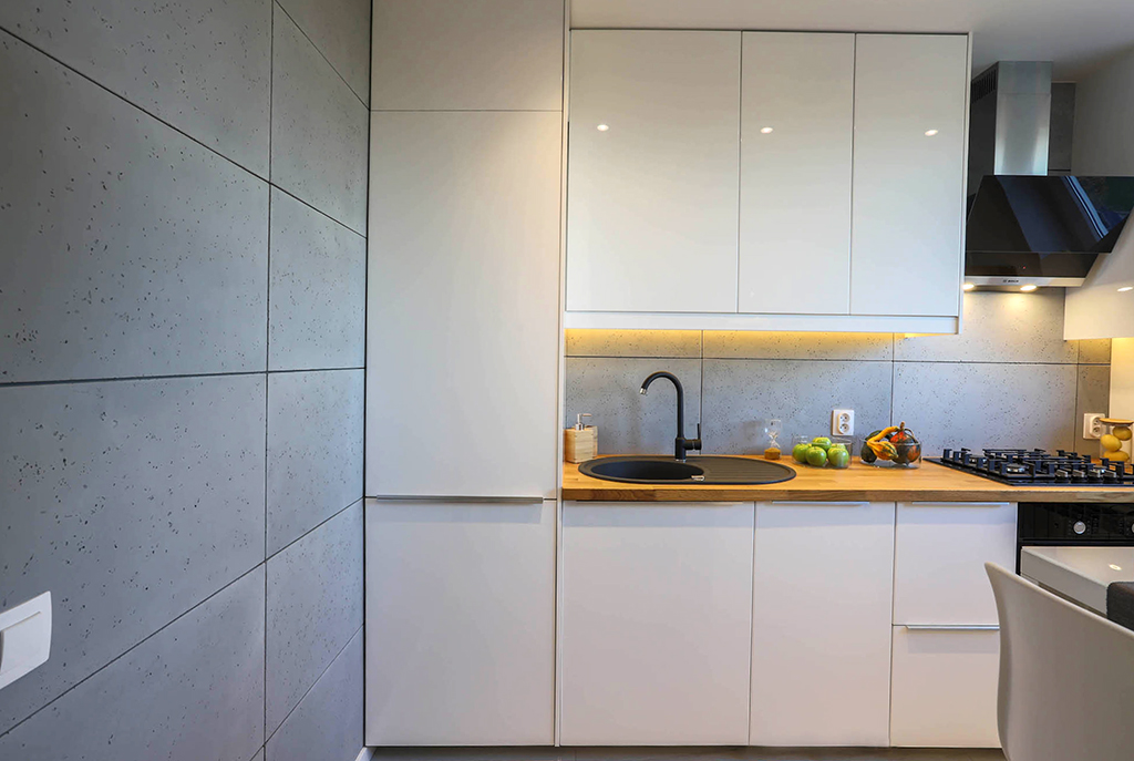 fragment nowoczesnego aneksu kuchennego w luksusowym apartamencie Poznań na sprzedaż